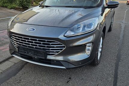 Ford Kuga 78.000 km 20.300 &euro; Germersheim 76726