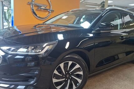 Ford Focus 30.800 km 17.990 &euro; Altmittweida 09648