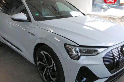 Audi e-tron 43.100 km 34.880 &euro; Albbruck 79774