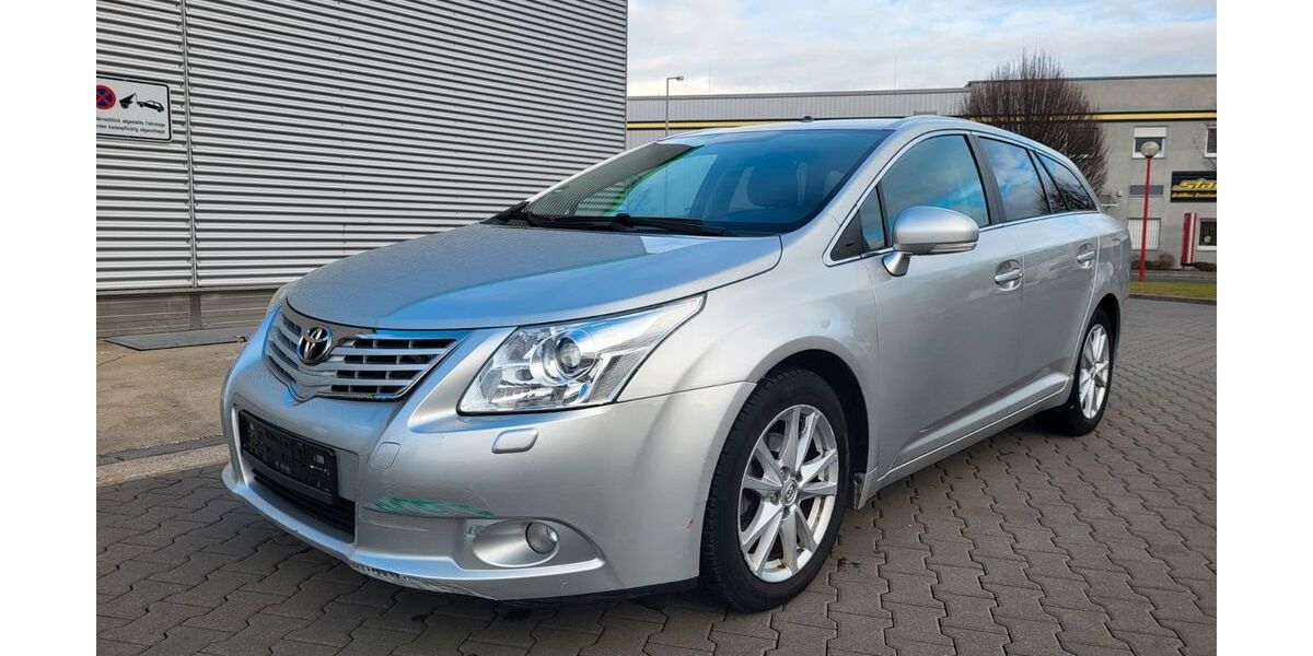Toyota Avensis 295.000 km 5.100 &euro; Nürnberg 90449