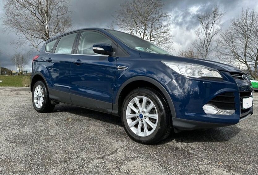 Ford Kuga 142.000 km 10.700 € Villinge-Schwenningen 78052