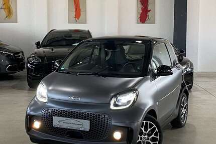 Smart forTwo 4.897 km 16.490 € Frankfurt am Main 60386