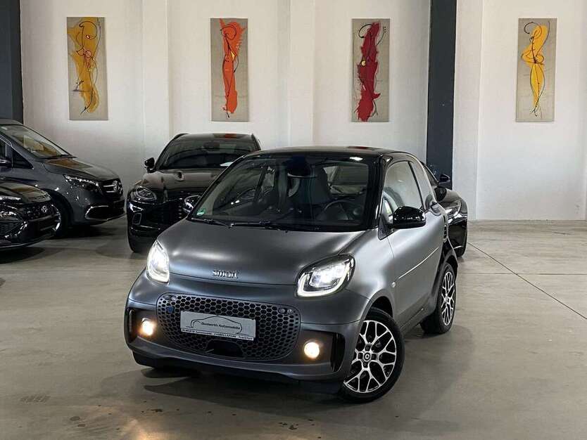 Smart forTwo 4.897 km 16.490 € Frankfurt am Main 60386