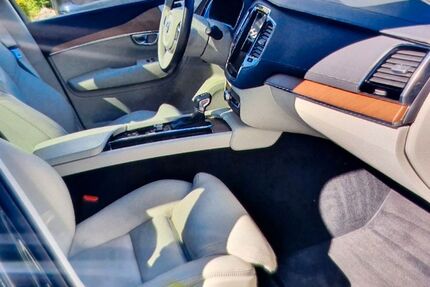 Volvo XC90 193.000 km 20.000 &euro; MÜNCHBERG 95213