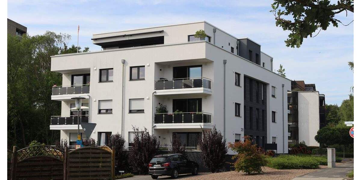 Mietwohnung mit Personenaufzug u.Tiefgarage 3 zimmer