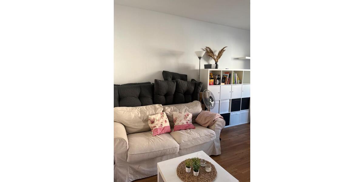 Etagenwohnung Hildesheim - 3 Zimmer, 20 m&sup2;, 480&euro; | Angebot:26415995