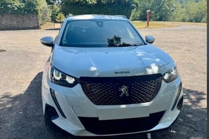 Peugeot 2008 113.000 km 15.600 &euro; Boppard 56154