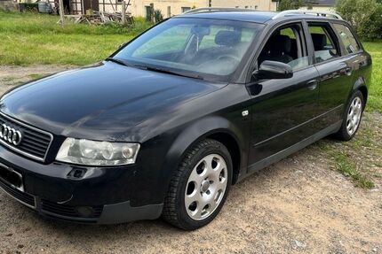 Audi A4 290.000 km 600 &euro; Klingenberg 01774