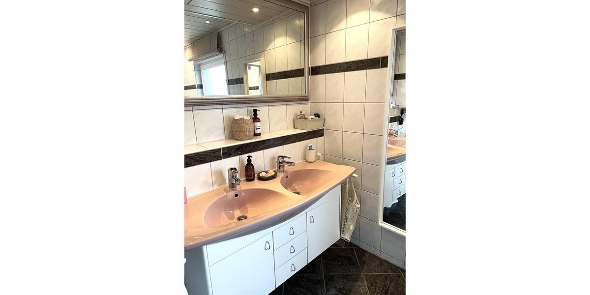 Doppelhaushälfte Herrenberg - 5 Zimmer, 135 m&sup2;, 639.000&euro; | Angebot:25419862