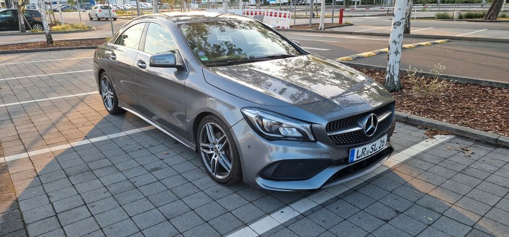 Mercedes-Benz CLA 200 150.000 km 17.500 € Oberharmersbach 77784