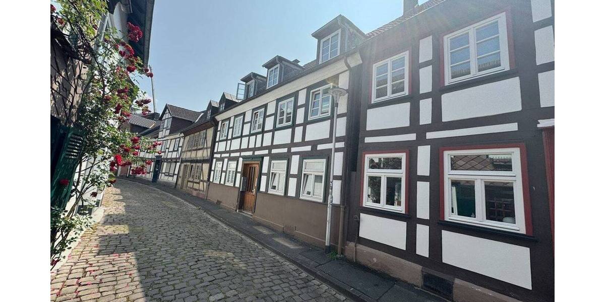 Mehrfamilienhaus, Wohnhaus Holzminden - 1 Zimmer, 227 m&sup2;, 75.000&euro; | Angebot:26806459