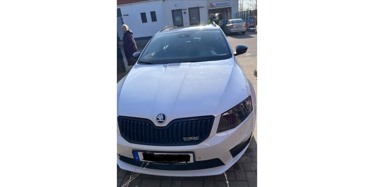 Skoda Octavia 192.000 km 11.999 &euro; Krempe 25361