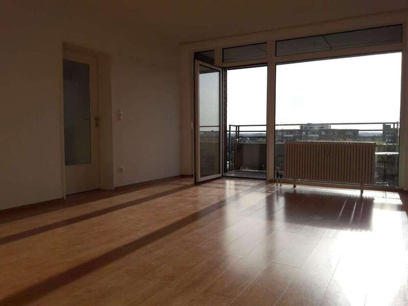 Wohnung zum Kaufen in Duisburg 164.000 € 79 m²