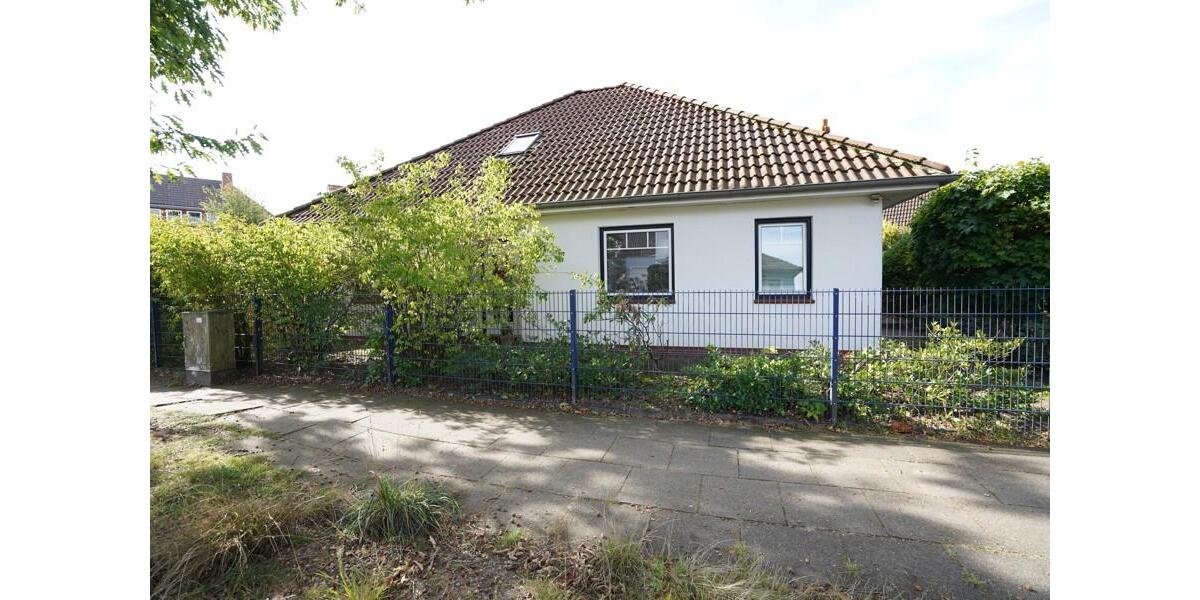 Einfamilienhaus Rotenburg (Wümme) - 3 Zimmer, 96 m&sup2;, 1.075&euro; | Angebot:25374356