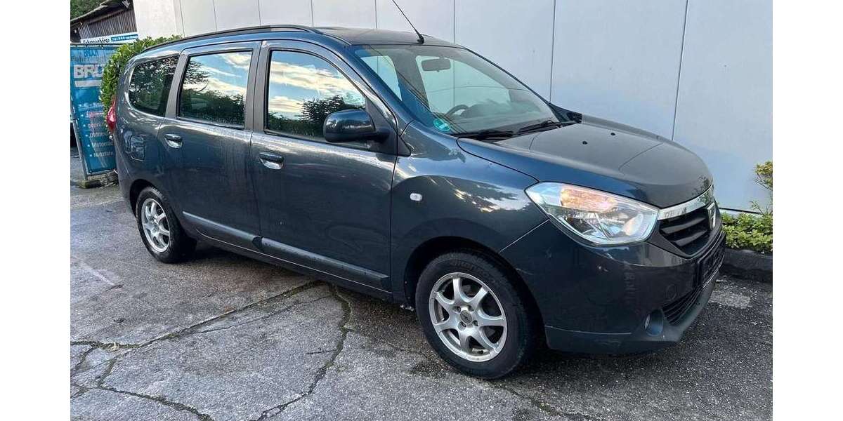 Dacia Lodgy 68.735 km 7.899 &euro; Köln 51107