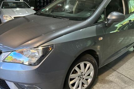 Seat Ibiza 90.000 km 6.950 &euro; Duisburg 47059