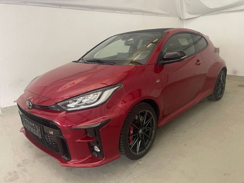 Yaris