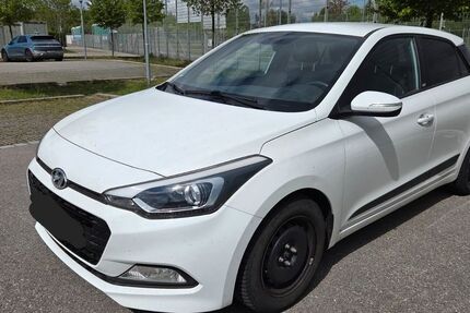 Hyundai i20 71.000 km 5.900 &euro; Hohenbrunn 85662