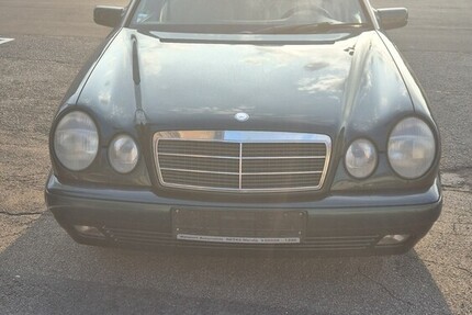 Mercedes-Benz E 200 152.000 km 1.800 € Neuwied 56564