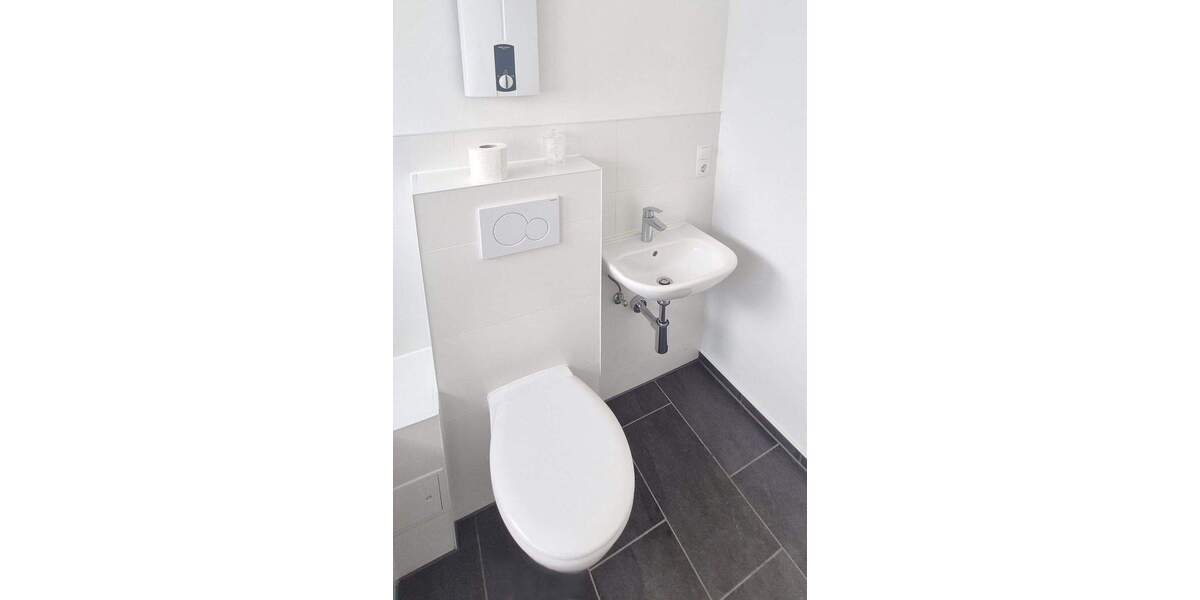 Etagenwohnung Bonn Pennenfeld - 2 Zimmer, 65 m&sup2;, 673&euro; | Angebot:24989836