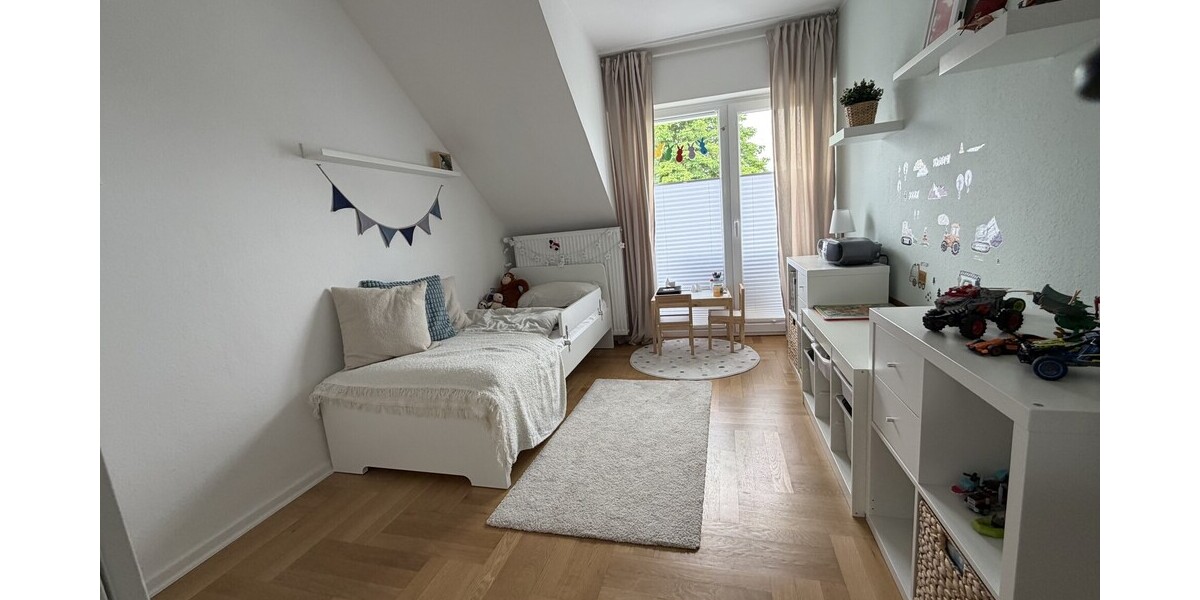 Moderne 4-Zimmer-Dachgeschosswohnung mit 2 Balkonen - Dachgeschoßwohnung Königswinter | Angebot:26979215
