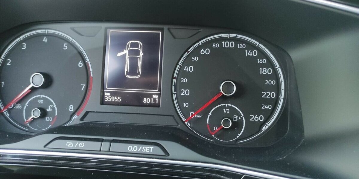 VW T-Cross 1,0 TSI Style NAVI/LED/SHZ/PDC 36.523 km 17.500 &euro; Höchstenbach 57629