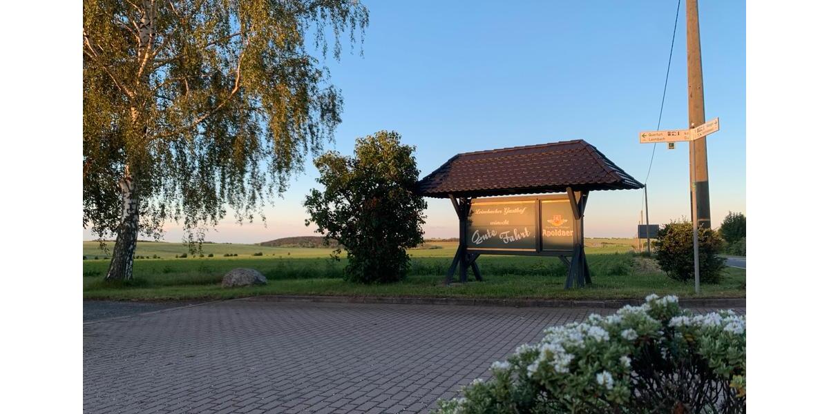 Einfamilienhaus Querfurt - 16 Zimmer, 650 m&sup2;, 270.000&euro; | Angebot:23769110