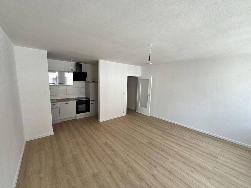 Große 1-Zimmer-Wohnung in stadtnaher Top-Lage - frisch renoviert!