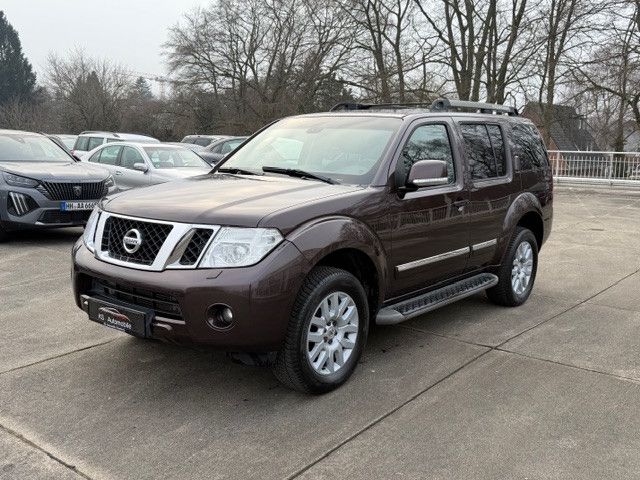 Nissan Pathfinder 202.529 km 14.990 &euro; Hamburg 22529