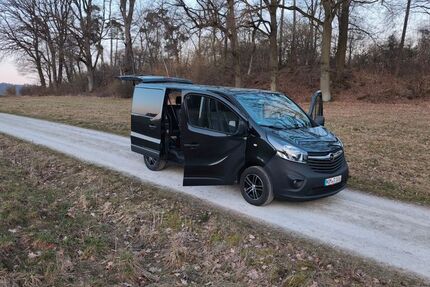 Opel Vivaro 72.600 km 18.999 &euro; Dassel 37586