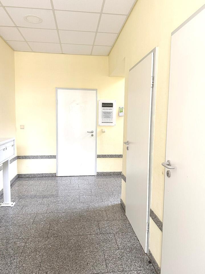 Attraktive Praxis-Bürofläche, ca. 71 m² im Carrée Dessauer Allee in Wolfen