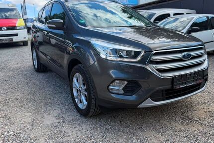Ford Kuga 148.000 km 9.599 &euro; Kiel 24146