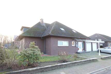 Modernisiertes, familiengerechtes Wohnhaus mit 2 Wohneinheiten, Keller und Doppelgarage 7 zimmer