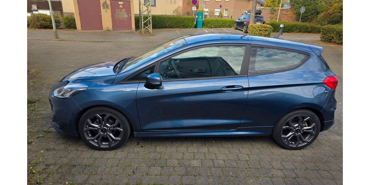 Ford Fiesta 55.000 km 12.800 &euro; Niederzier 52382