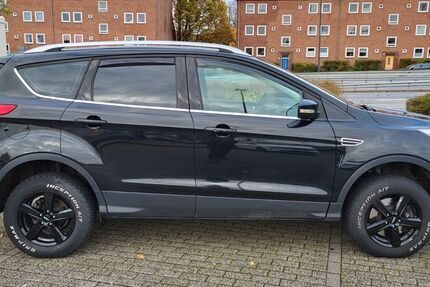 Ford Kuga 189.921 km 8.399 € Giekau 24321