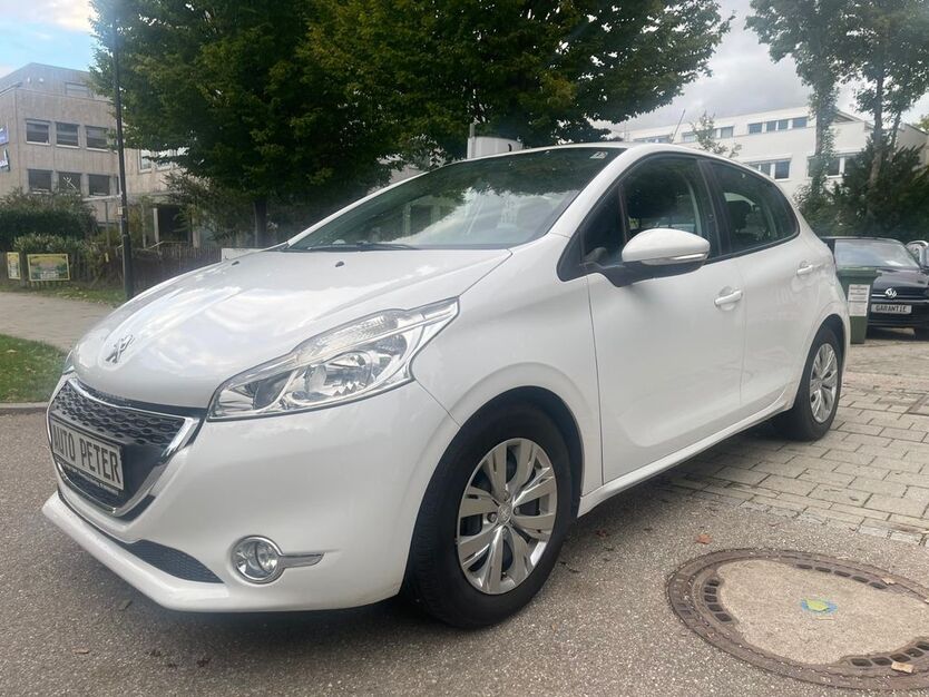 Peugeot 208 53.760 km 7.990 € Riemerling 85521