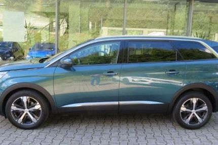 Peugeot 5008 99.500 km 16.700 &euro; Offenburg 77654