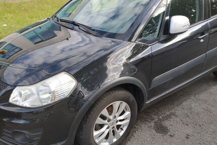 Suzuki SX4 112.400 km 6.900 &euro; Hamburg 22045