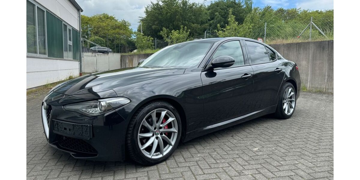 Alfa Romeo Giulia 179.000 km 12.790 &euro; Wettenberg 35435