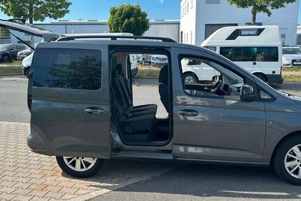 VW Caddy 131.250 km 15.950 &euro; Fürth 90763