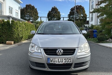 VW Polo 238.345 km 3.333 € Würzburg 97070