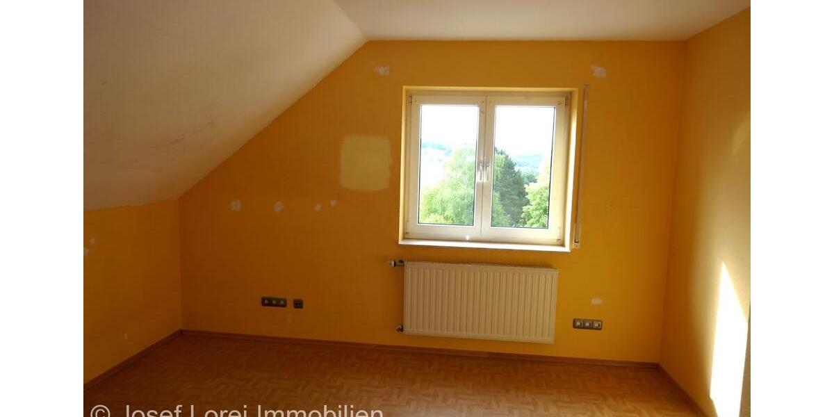 Maisonettenwohnung Schlitz - 5 Zimmer, 143 m&sup2;, 915&euro; | Angebot:23592410