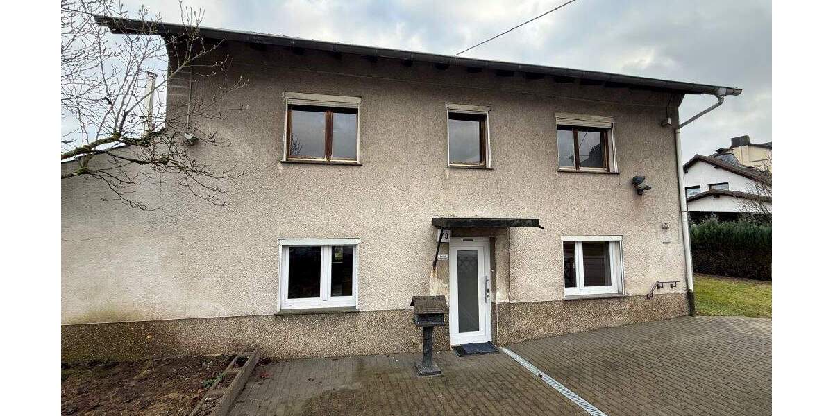 Einfamilienhaus Quierschied Göttelborn - 7 Zimmer, 123 m&sup2;, 99.000&euro; | Angebot:24838473