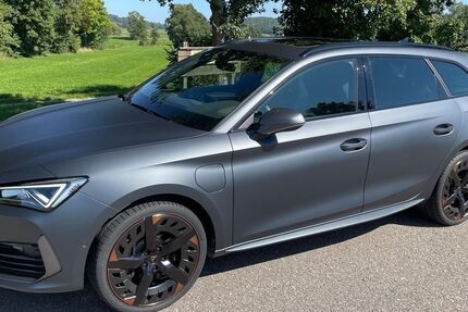 Cupra Leon 90.000 km 24.900 &euro; München 81371