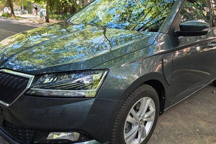 Skoda Fabia 26.548 km 13.299 &euro; Berlin 13585