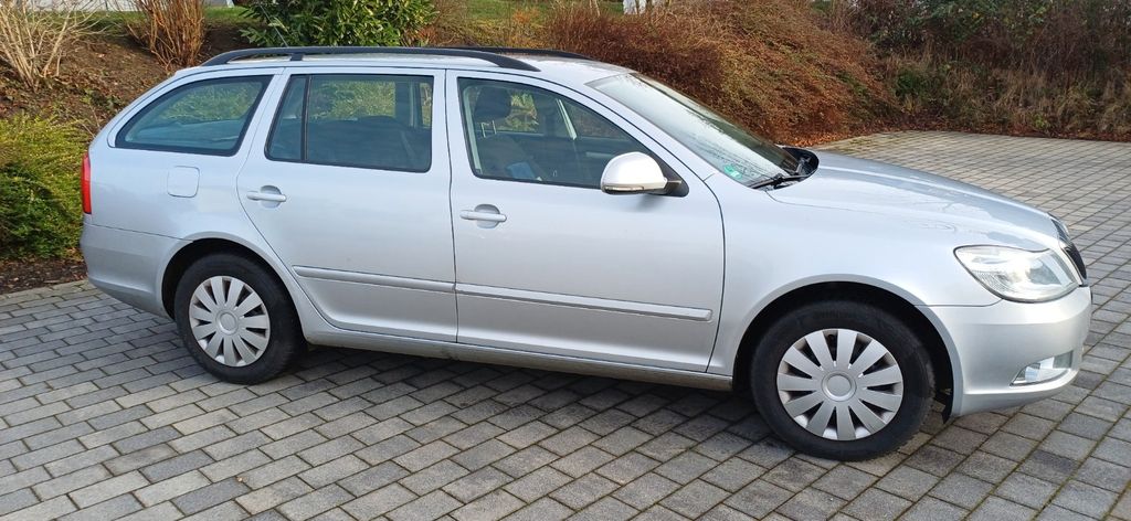 Skoda Octavia 259.416 km 3.499 &euro; Schmallenberg 57392