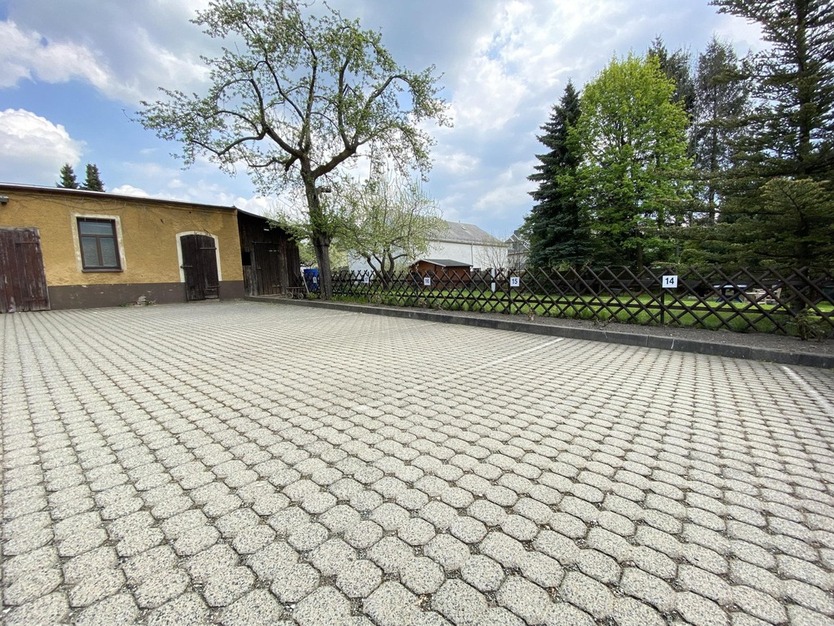 Schicke 3-Zimmer-Dachgeschosswohnung in zentraler Lage von Stollberg! 3 zimmer