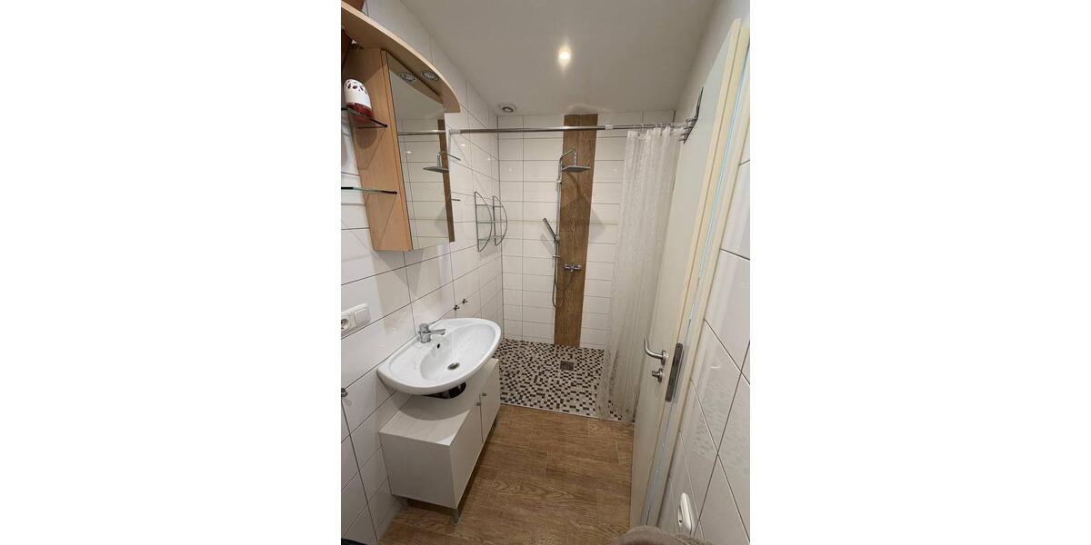 Einfamilienhaus Bad Gandersheim - 8 Zimmer, 245 m&sup2;, 265.000&euro; | Angebot:26260793