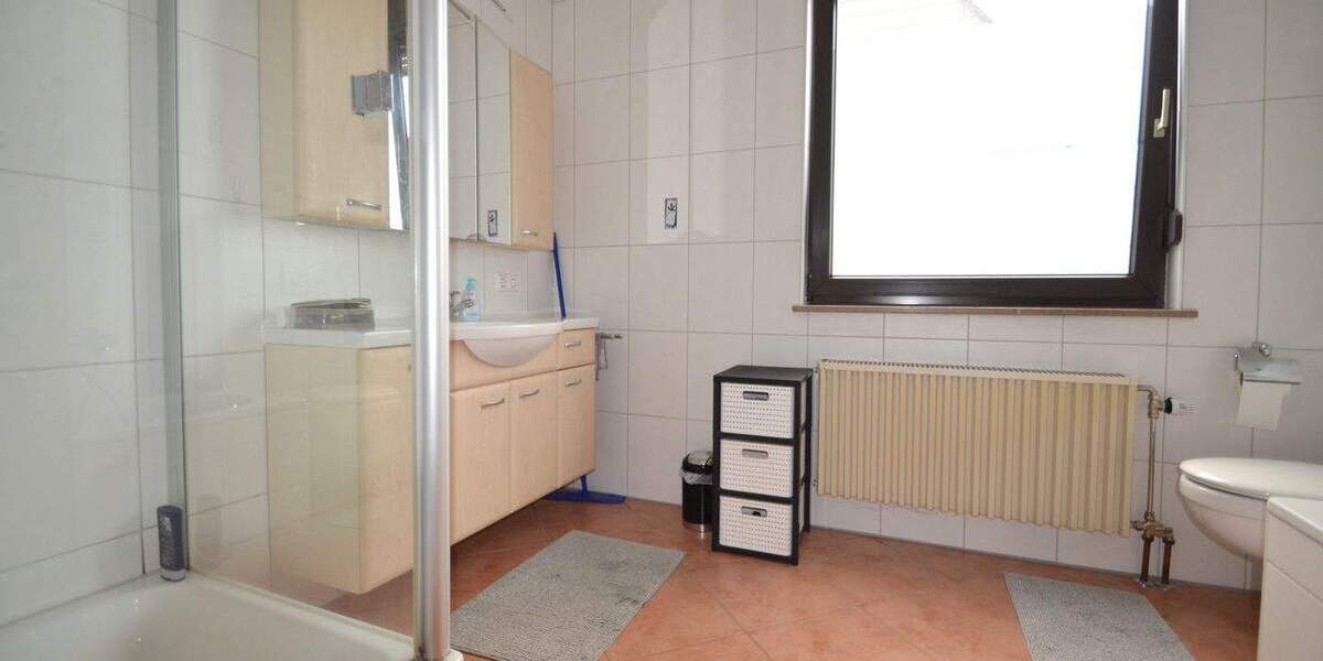 Mehrgenerationenhaus am Heuweg - frei ab Februar 2026 7 zimmer