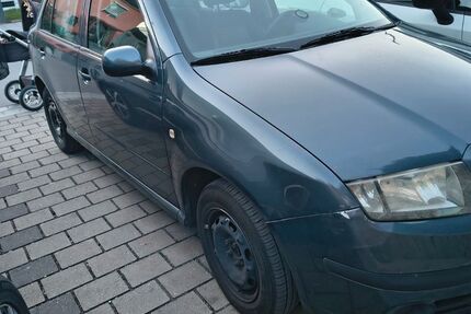 Skoda Fabia 205.000 km 899 &euro; wendelstein 90530